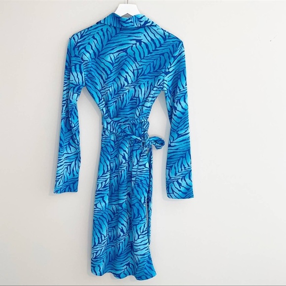 NWOT Express Blue Zebra Animal Print Collard Wrap Dress - Picture 2 of 4
